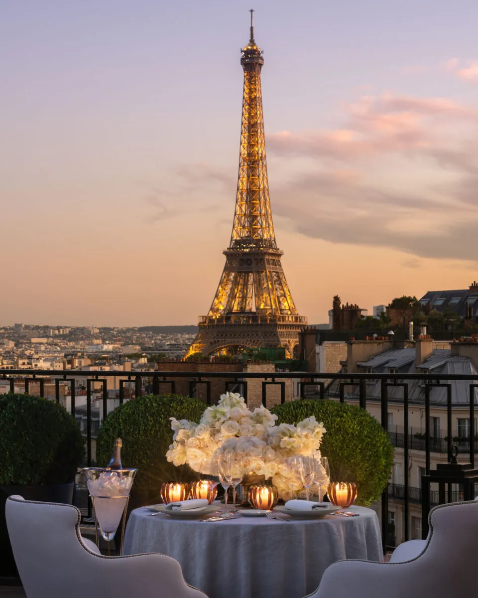 5467 paris hotel spa